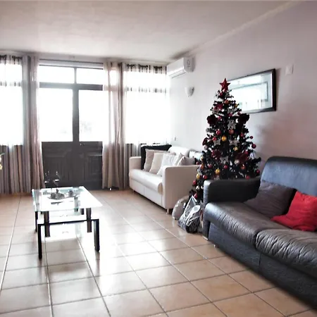 Apartamento Aqua-mar. A 200 Mts Da Praia Do Peneco Appartement *